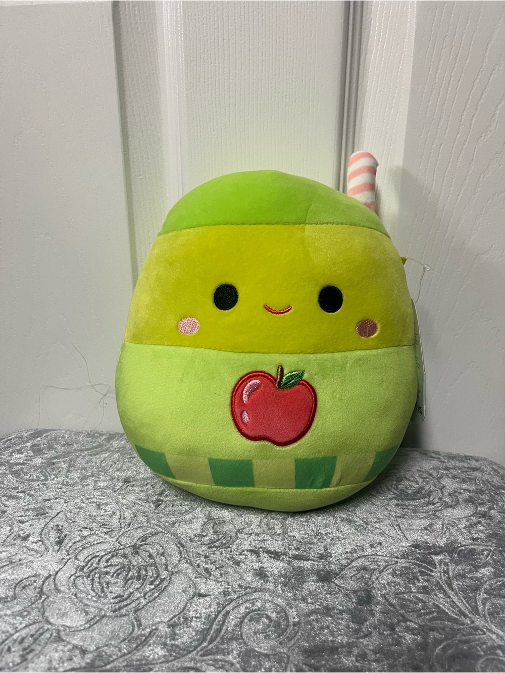 Squishmallows Green Apple Patch Plush - Lime & Pastel Green